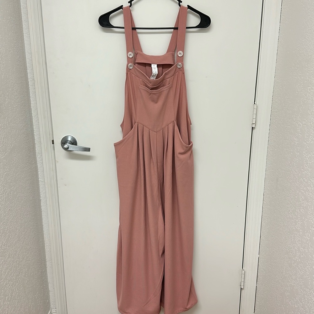 Halara jumpsuit, size medium color, rose tan